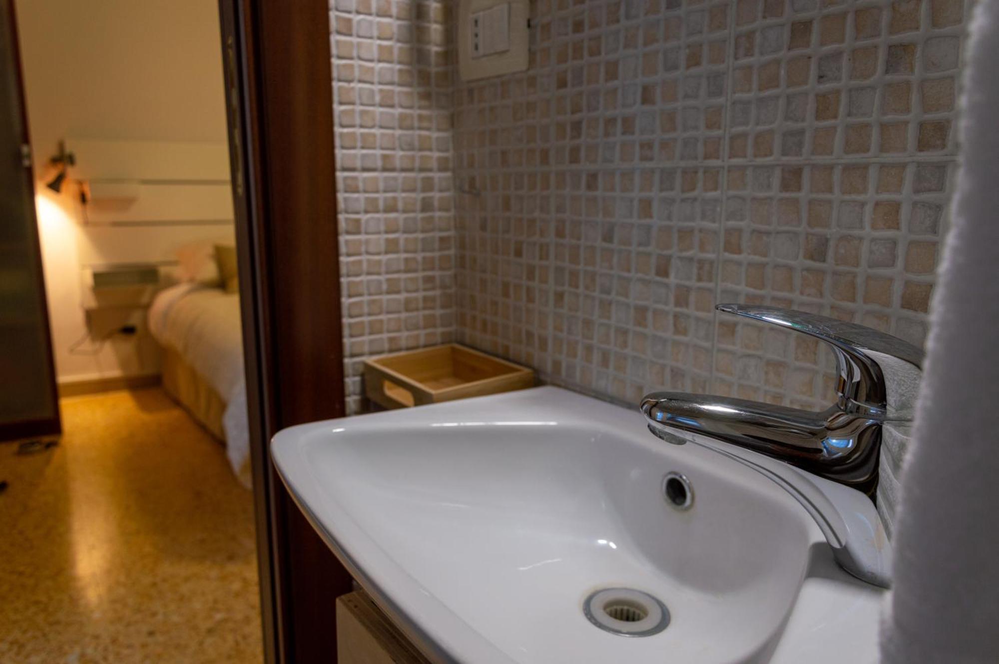 Testaccio Xix-Xxv Bed And Breakfast Roma Exterior foto
